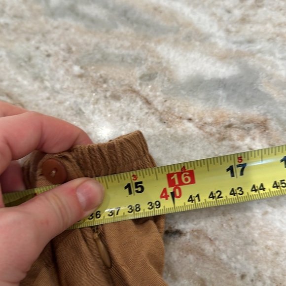 Linen & Rayon Capris - Picture 7 of 12